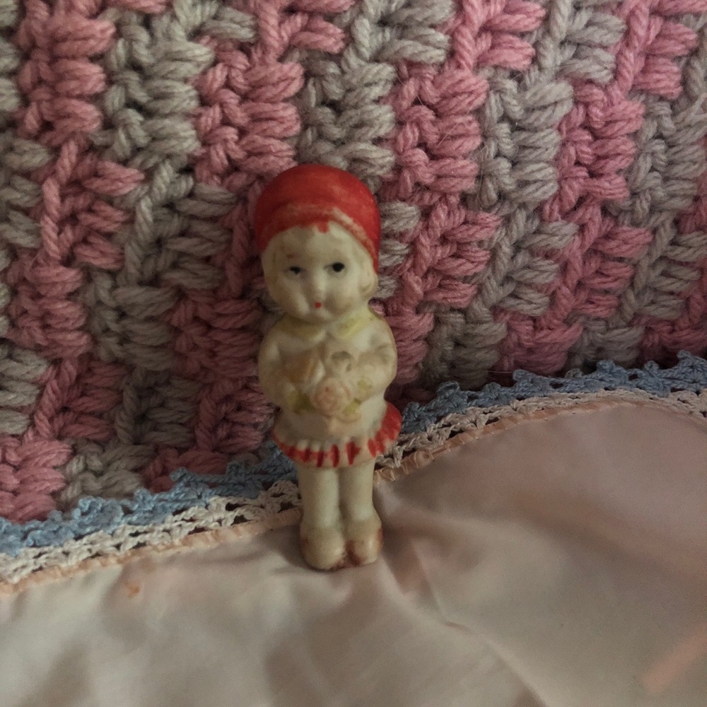 Vintage Mini Ceramic Frozen Girl Figurine in Cream and Red